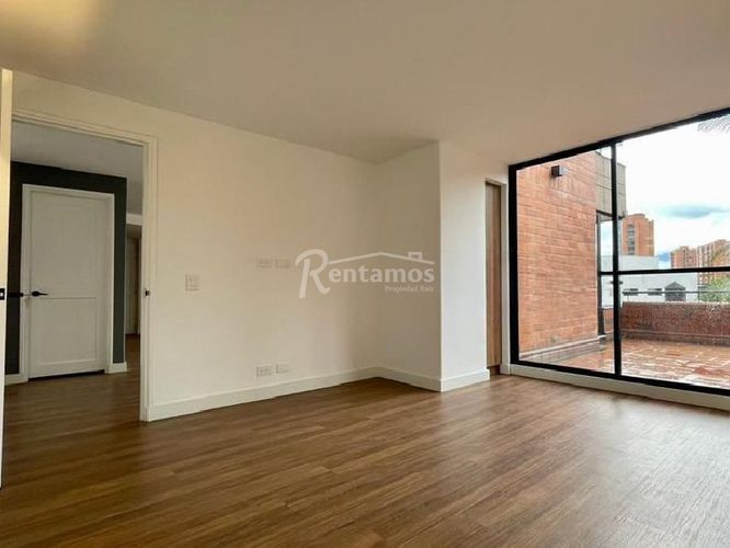 Apartamento de 3 alcobas en arriendo en San Lucas, Medellín, 285 m² · foto 9 de 21