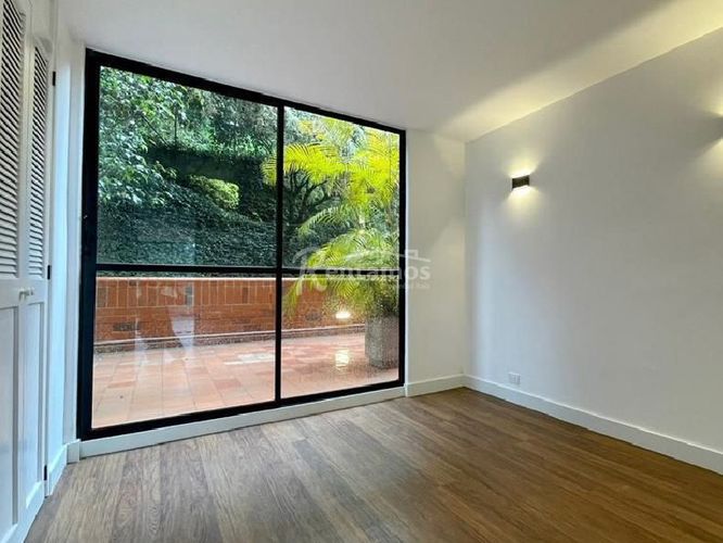 Apartamento de 3 alcobas en arriendo en San Lucas, Medellín, 285 m² · foto 15 de 21