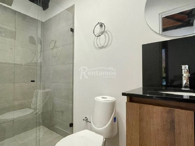 Apartamento de 3 alcobas en arriendo en San Lucas, Medellín, 285 m² · foto 16 de 21