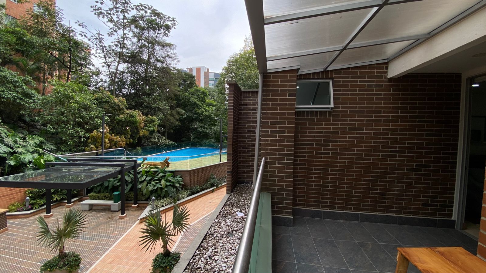 Apartamento en arriendo en Castropol, Medellín · foto 16 de 19