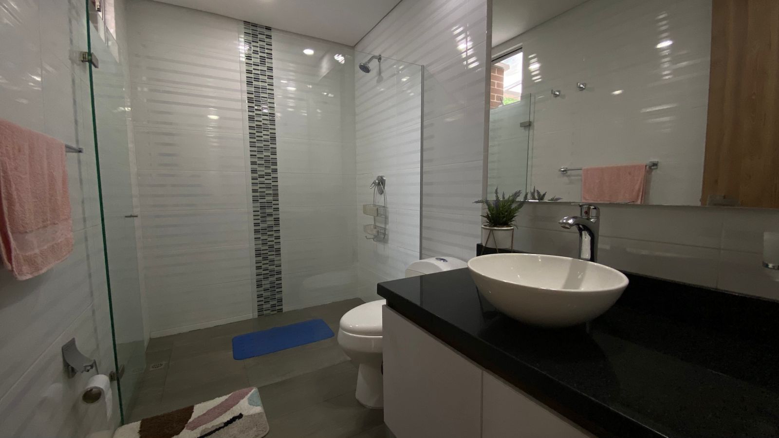 Apartamento en arriendo en Castropol, Medellín · foto 19 de 19