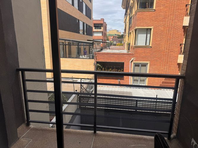Apartamento de 2 alcobas en venta en San Patricio, Bogotá, 69 m² · foto 11 de 17