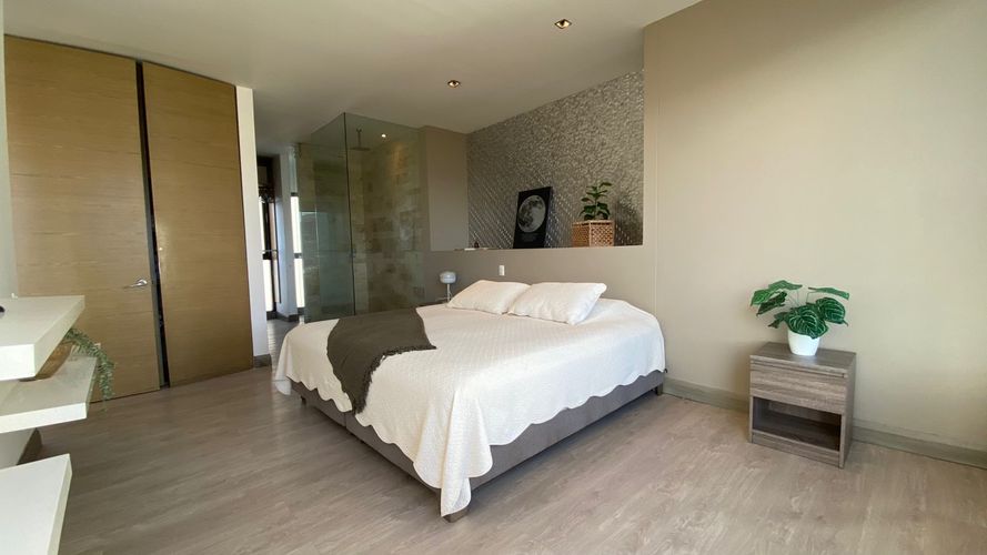 Apartamento de 1 alcoba en arriendo en San Lucas, Medellín, 90 m² · foto 9 de 13