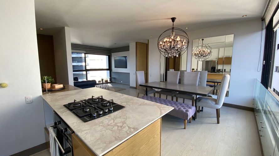 Apartamento de 1 alcoba en arriendo en San Lucas, Medellín, 90 m² · foto 10 de 13
