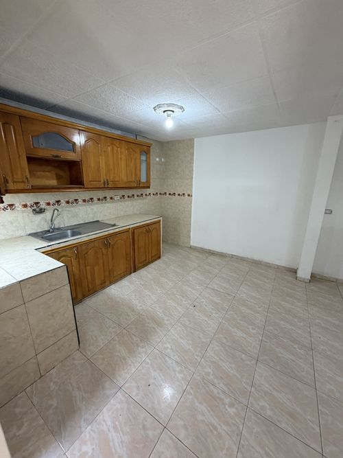 Casa de 5 alcobas en venta en Valle Grande, Cali, 140 m² · foto 10 de 24