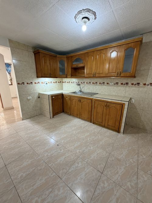 Casa de 5 alcobas en venta en Valle Grande, Cali, 140 m² · foto 11 de 24