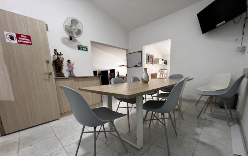 Casa de 4 alcobas en venta en Santa Anita, Cali, 300 m² · foto 2 de 21