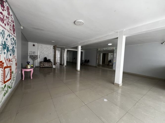 Casa de 4 alcobas en venta en Santa Anita, Cali, 300 m² · foto 8 de 21