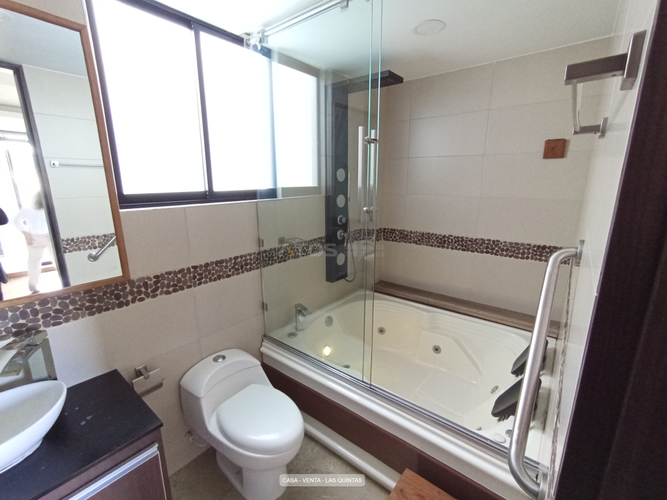 Casa de 3 alcobas en venta en Las Quintas, Tunja, 164 m² · foto 22 de 24