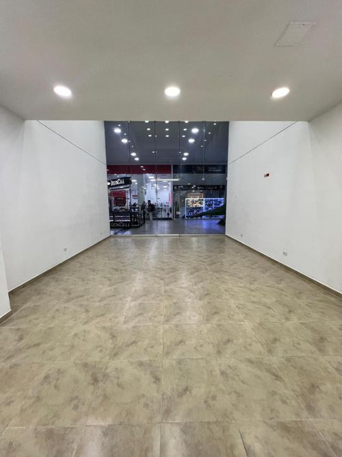 Local en arriendo en El Lido, Cali, 80 m² · foto 4 de 11