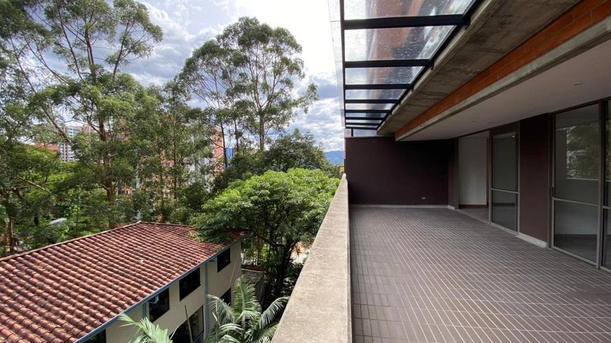 Apartamento de 1 alcoba en arriendo en Los Balsos, Medellín, 97 m² · foto 6 de 11