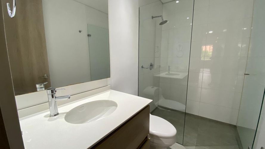 Apartamento de 1 alcoba en arriendo en Los Balsos, Medellín, 97 m² · foto 9 de 11