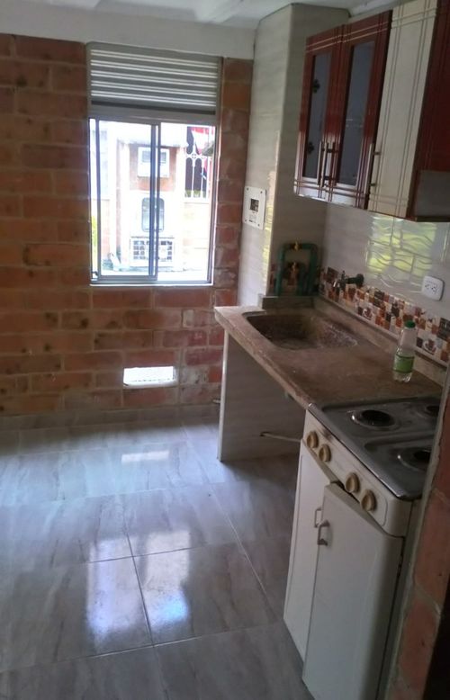 Casa de 2 alcobas en venta en Eugenio Diaz Castro, Soacha, 50 m² · foto 3 de 10