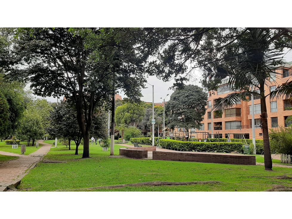 Apartamento en venta en Santa Barbara, Bogotá · foto 2 de 17