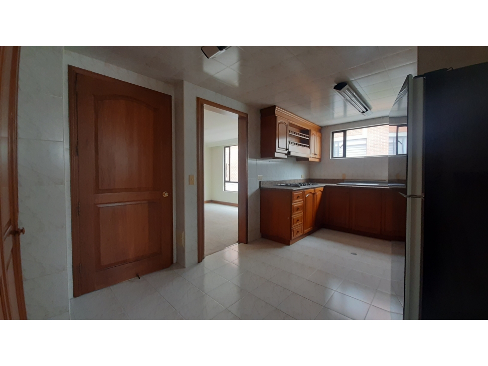 Apartamento en venta en Santa Barbara, Bogotá · foto 6 de 17