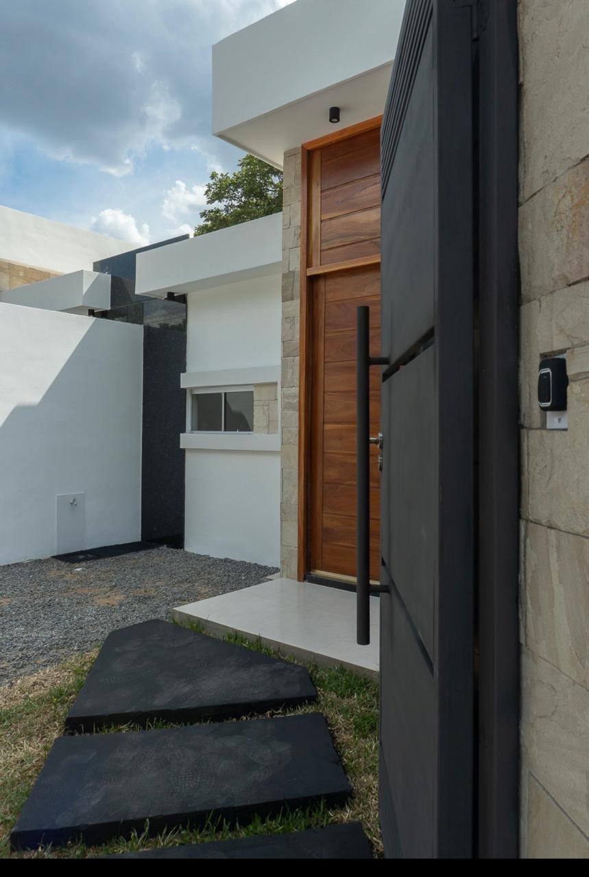 Casa a estrenar en alquiler  Luque – Barrio La Amistad — foto 3