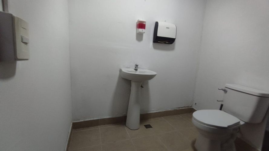 Bodega en arriendo en Los Alcazares, Sabaneta, 800 m² · foto 4 de 19