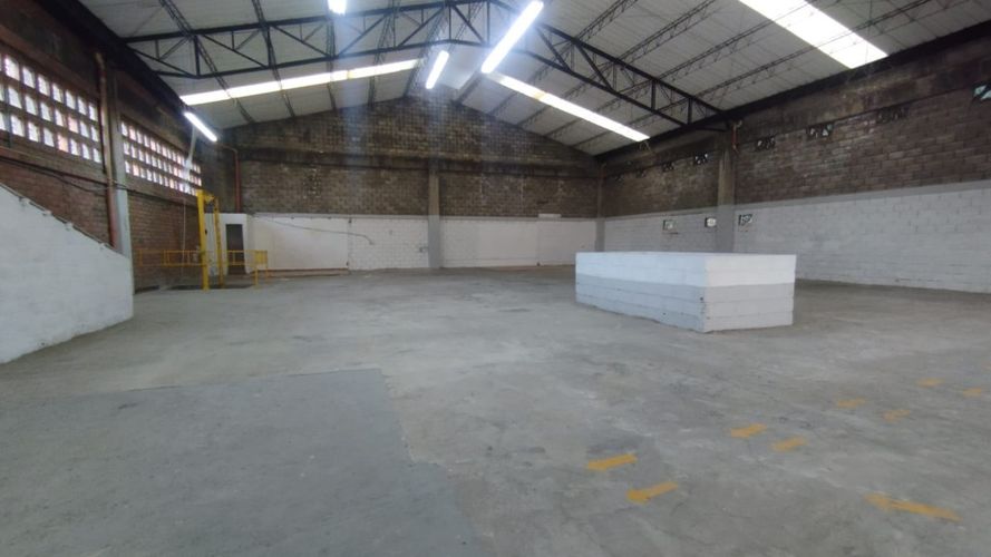 Bodega en arriendo en Los Alcazares, Sabaneta, 800 m² · foto 12 de 19
