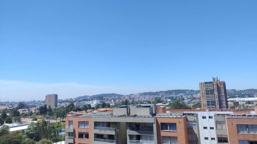 Apartamento de 3 alcobas en venta en La Alameda Centro, Bogotá, 107 m² · foto 2 de 20