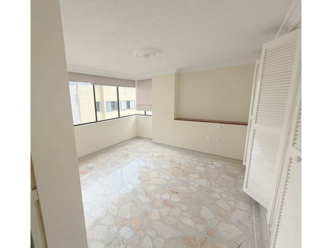Apartamento de 4 alcobas en venta en Cabecera Del Llano, Bucaramanga, 133 m² · foto 16 de 19