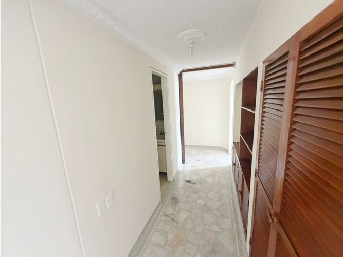 Apartamento de 4 alcobas en venta en Cabecera Del Llano, Bucaramanga, 133 m² · foto 17 de 19