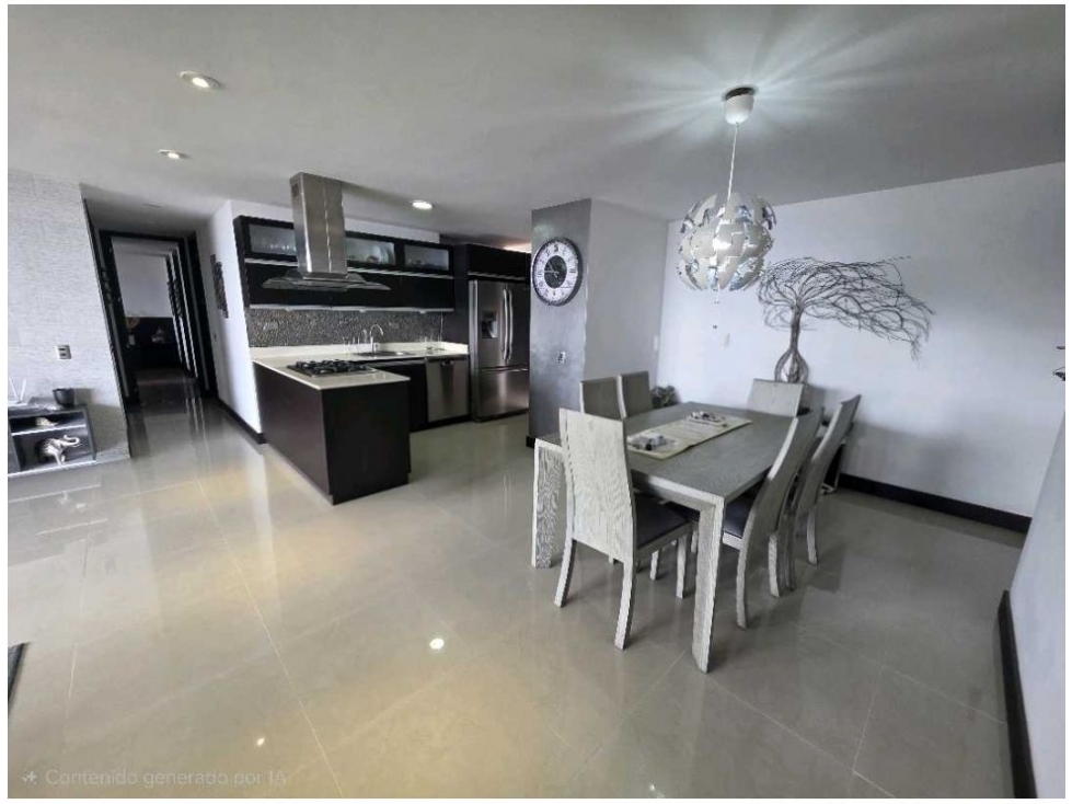 Apartamento en venta en El Poblado, Medellín 5
