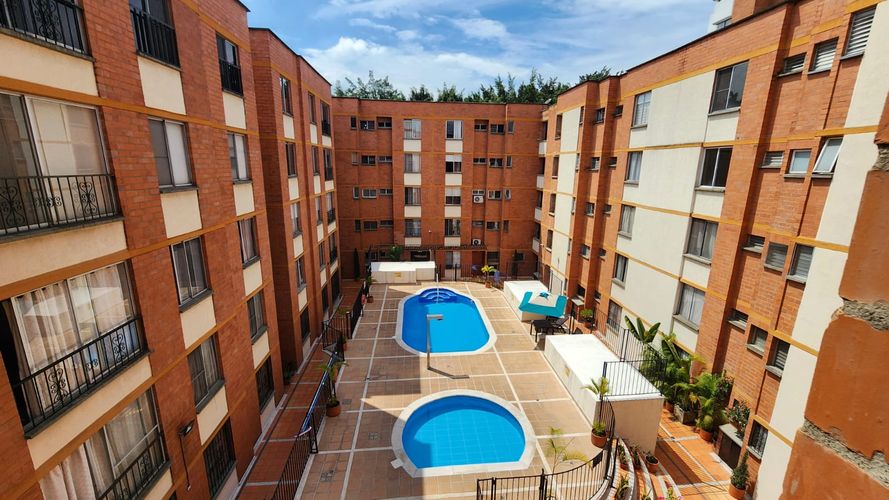 Apartamento de 3 alcobas en venta en Quintas De Don Simon, Cali, 73 m² · foto 4 de 24