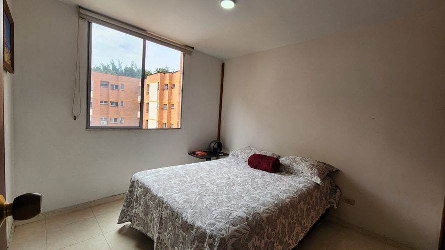 Apartamento de 3 alcobas en venta en Quintas De Don Simon, Cali, 73 m² · foto 16 de 24