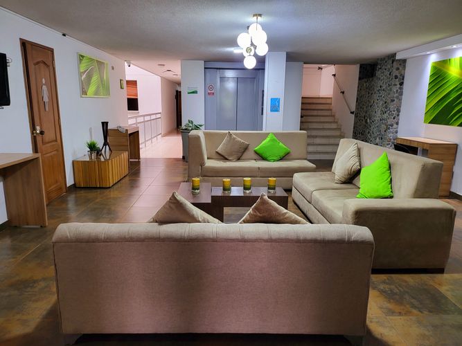 Edificio en venta en Sector Plaza De Bolivar, Pereira, 1300 m² · foto 10 de 12