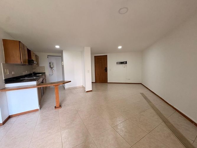 Apartamento de 3 alcobas en arriendo en Vegas De La Doctora, Sabaneta, 97 m² · foto 5 de 17