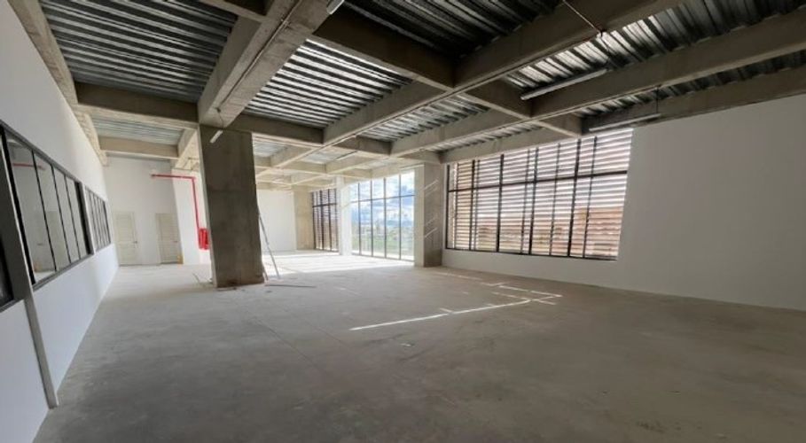 Bodega en arriendo en Siberia, Cota, 2070 m² · foto 3 de 9