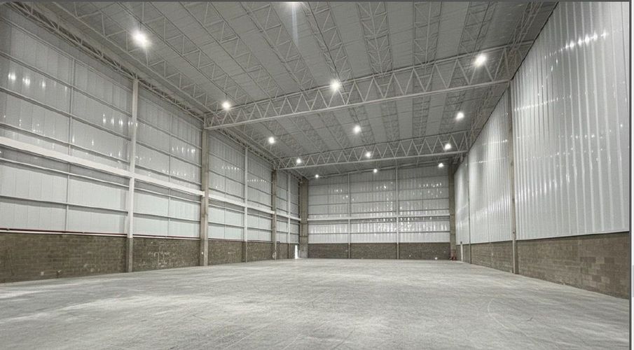Bodega en arriendo en Siberia, Cota, 2070 m² · foto 2 de 9