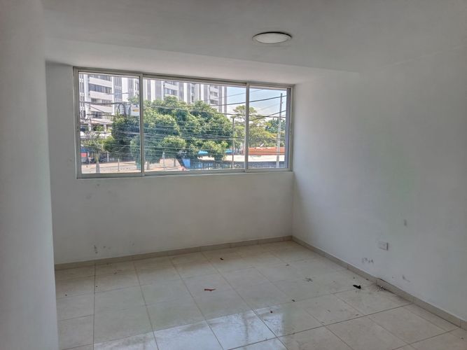 Oficina en arriendo en San Vicente, Cali, 124 m² · foto 6 de 21