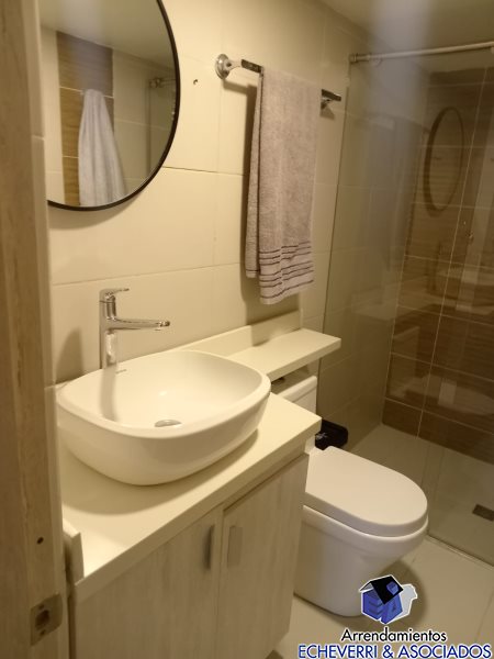 Apartamento en venta en Zona Centro, Envigado · foto 5 de 7