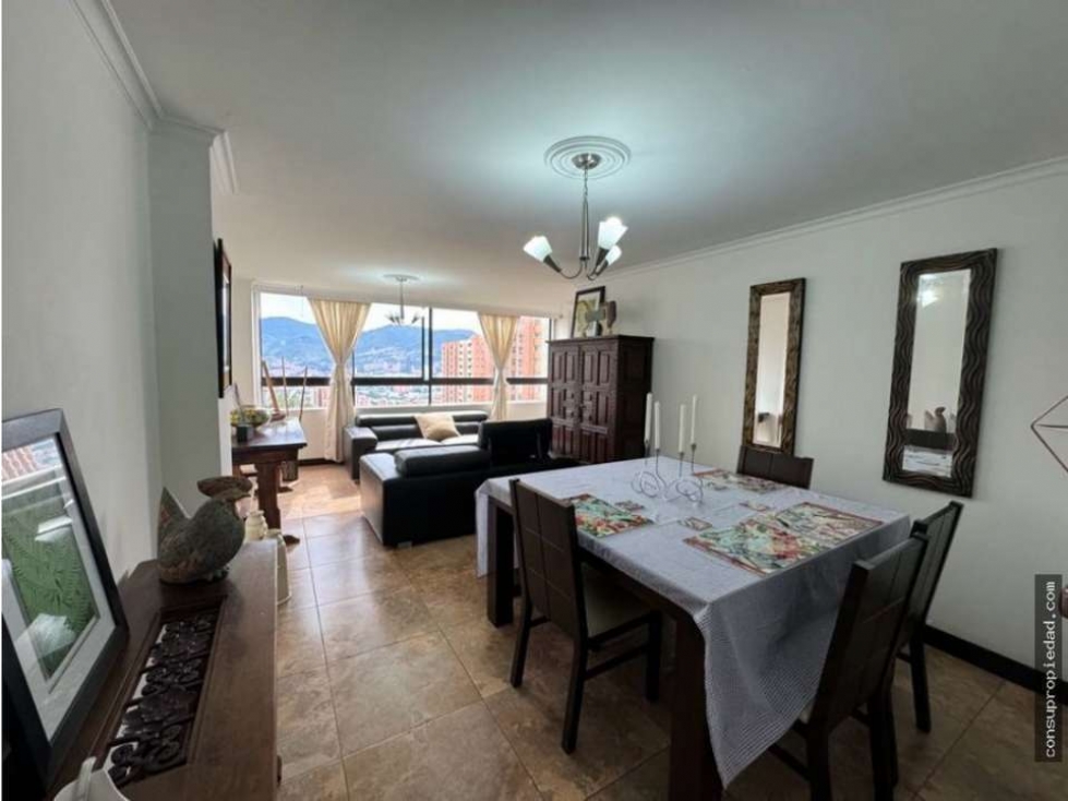 Apartamento en venta en El Poblado, Medellín 4