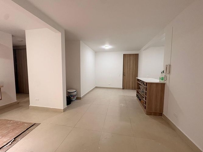 Apartamento de 2 alcobas en arriendo en San Jose, Sabaneta, 72 m² · foto 6 de 17