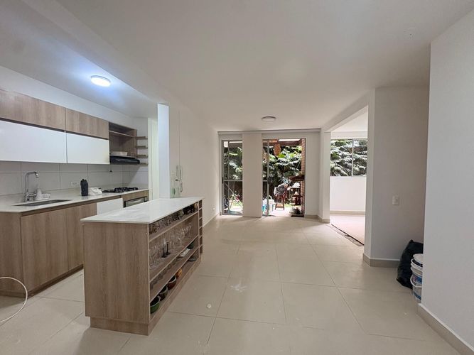 Apartamento de 2 alcobas en arriendo en San Jose, Sabaneta, 72 m² · foto 4 de 17