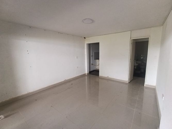 Local en arriendo en Laureles, Medellín, 25 m² · foto 8 de 9