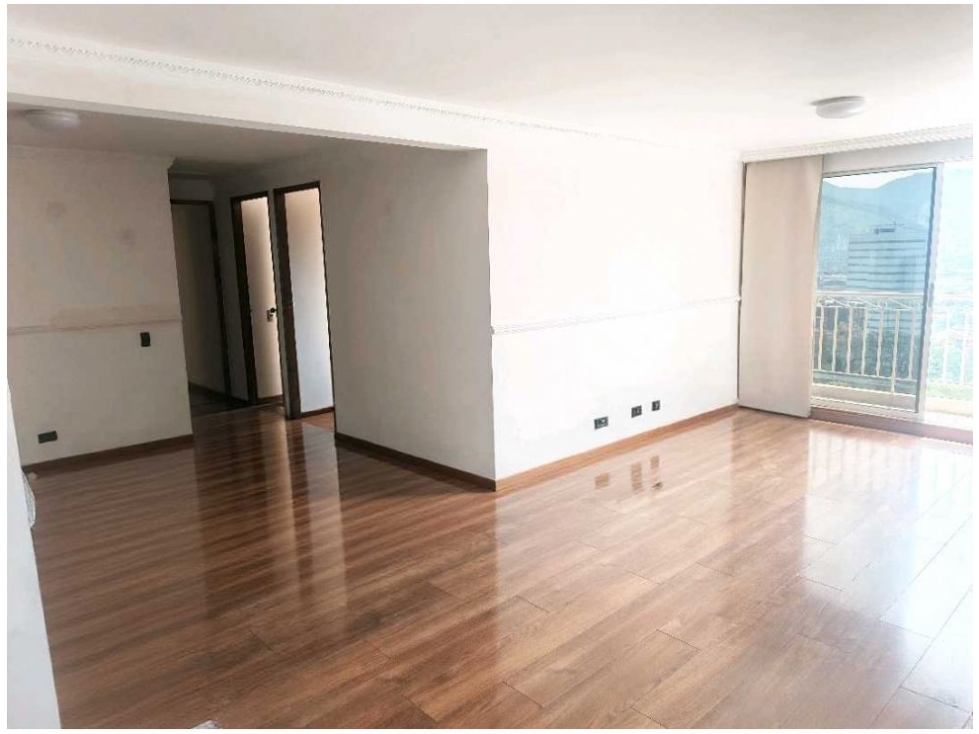 Apartamento en venta en Castropol, Medellín 5