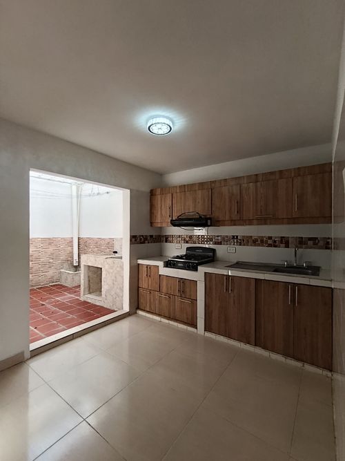 Casa de 4 alcobas en venta en Trapiches Ii, Villa del Rosario, 160 m² · foto 3 de 16