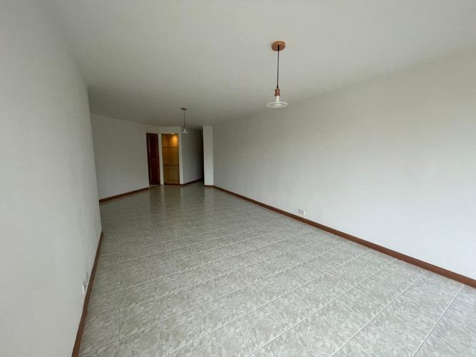 Apartamento de 4 alcobas en arriendo en El Diamante No. 2, Medellín, 125 m² · foto 5 de 16