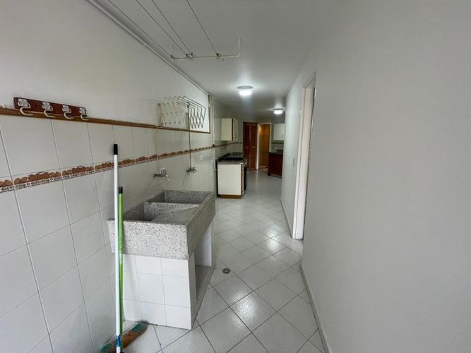 Apartamento de 4 alcobas en arriendo en El Diamante No. 2, Medellín, 125 m² · foto 12 de 16