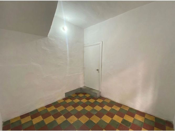 Bodega en arriendo en Belén San Bernardo, Medellín, 137 m² · foto 3 de 8