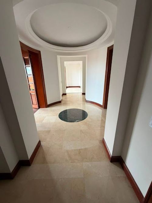 Apartamento en venta en Santa Barbara Alta, Bogotá · foto 12 de 24
