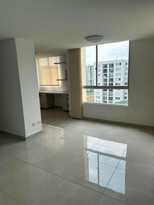Apartamento de 2 alcobas en venta en Arroyohondo, Yumbo, 56 m² · foto 12 de 24