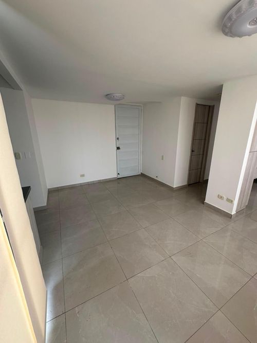 Apartamento de 2 alcobas en venta en Arroyohondo, Yumbo, 56 m² · foto 23 de 24
