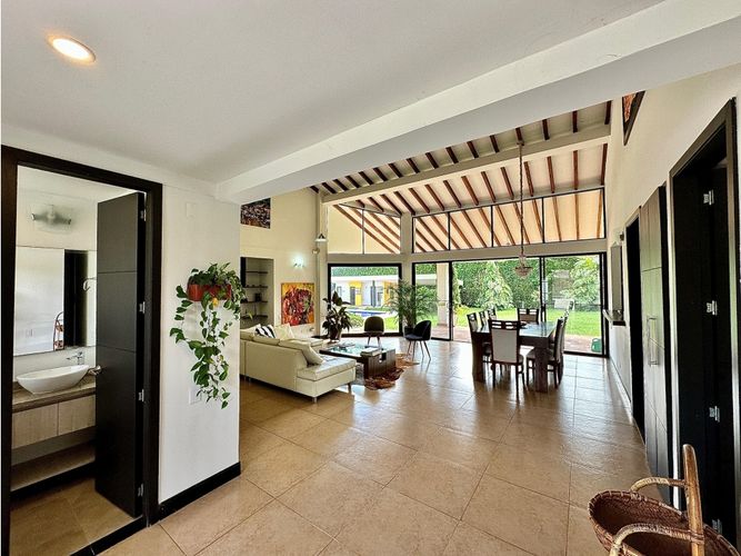 Casa de 6 alcobas en venta en Via El Eden, Armenia, 500 m² · foto 5 de 24