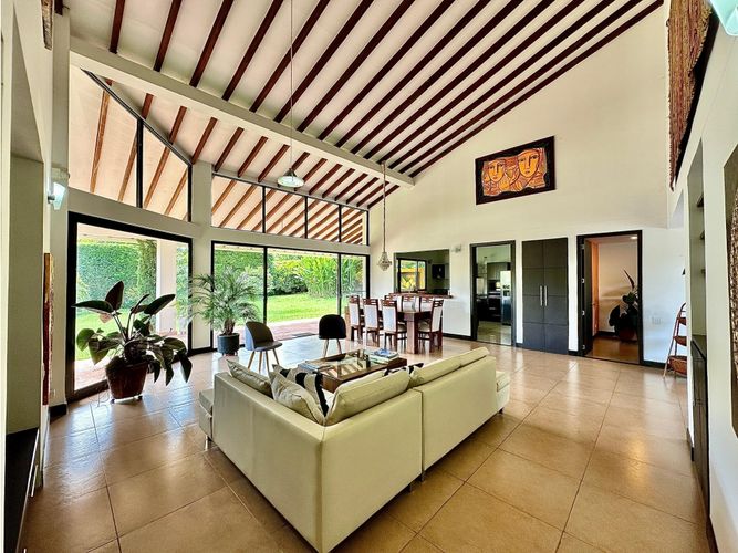 Casa de 6 alcobas en venta en Via El Eden, Armenia, 500 m² · foto 7 de 24