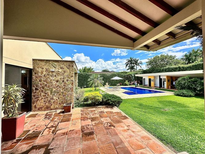 Casa de 6 alcobas en venta en Via El Eden, Armenia, 500 m² · foto 11 de 24