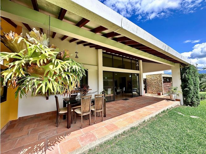 Casa de 6 alcobas en venta en Via El Eden, Armenia, 500 m² · foto 12 de 24